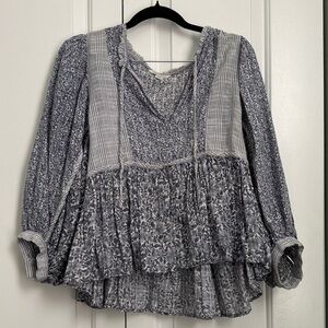 American Eagle Outfitters Blue Floral Blouse